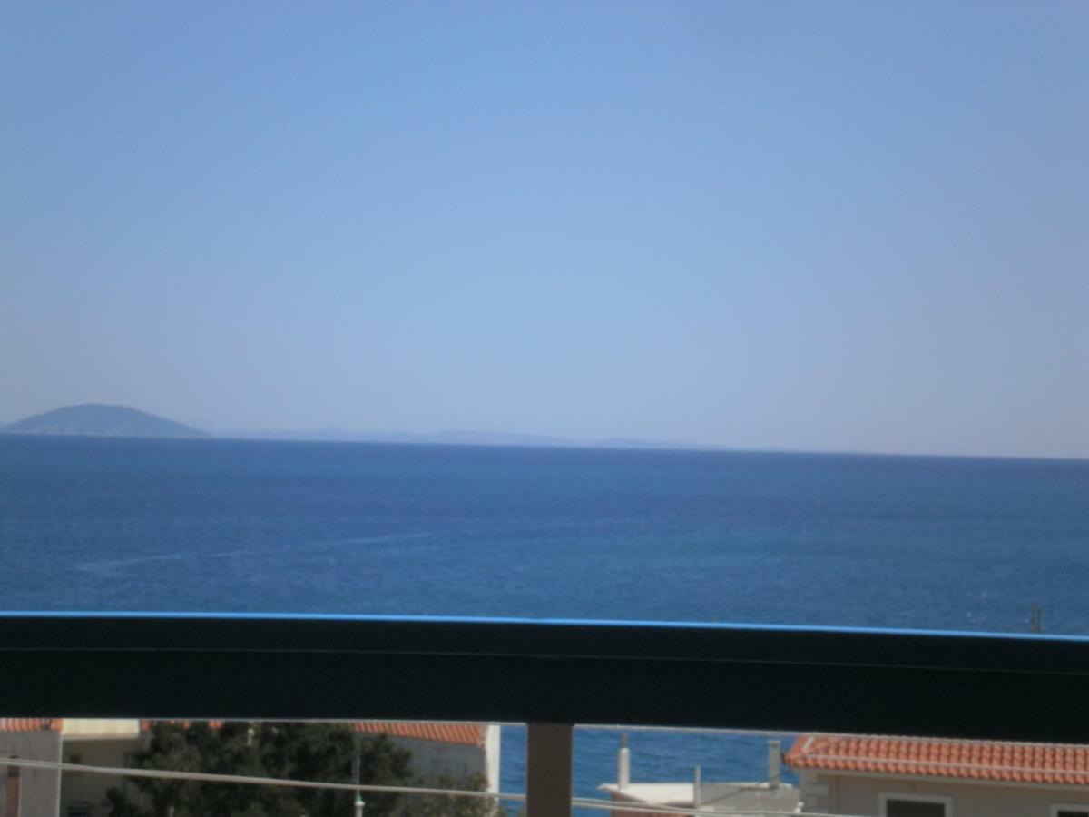 Seaview Self Catering Apartment - Helen No 1 Xiropigado Exteriör bild